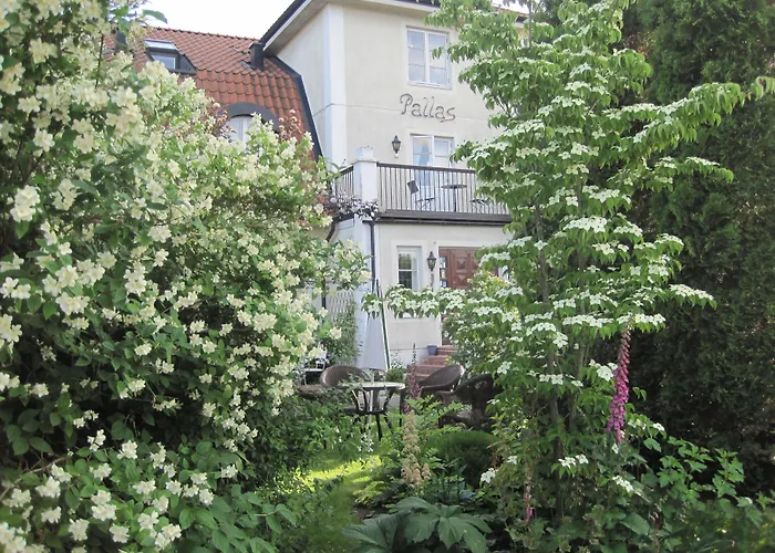 Nya Pallas Hotel